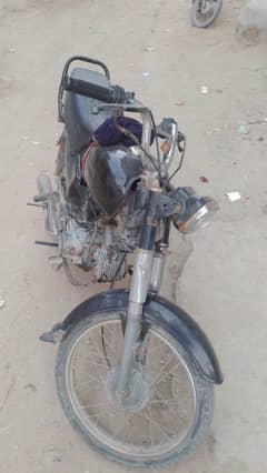 condition ap bike bionpic me dekh sakte he service hogi to saaf hjaigi