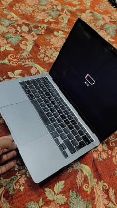 MacBook air 2020 iCloud locked 