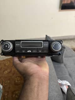 Honda Reborn digital climate control