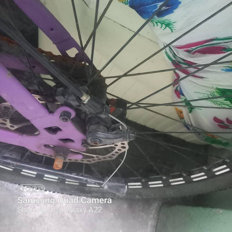 cycle in new condition disk brake all okay just buy and use 3
