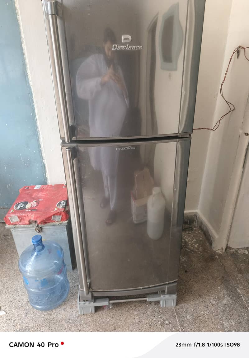 Dawlance Fridge Medium size 1