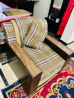 5 seater sofa set with cushions