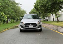 Suzuki Swift GLX CVT