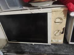 microwave oven