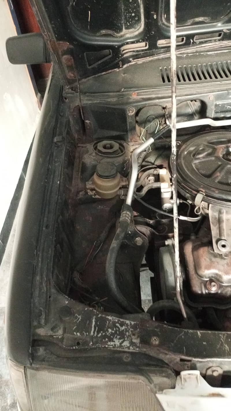 ماشاءاللہ زبردست چلنے والی ے 4