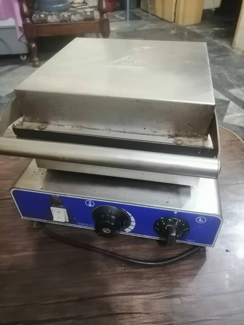 Waffle maker 1