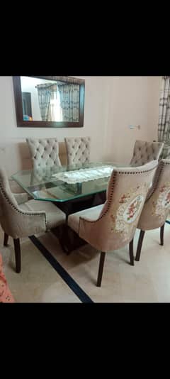 Dinning table for sale