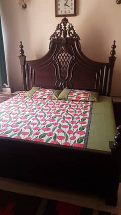 king size bed with mattress