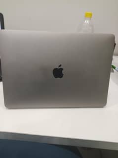 MacBook