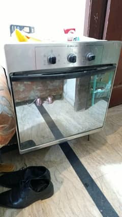 Oven Pizza and Cake Baking