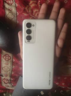 camon18 8/128