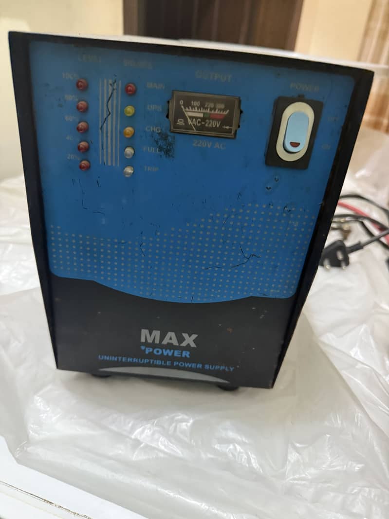 UPS Good condition 2