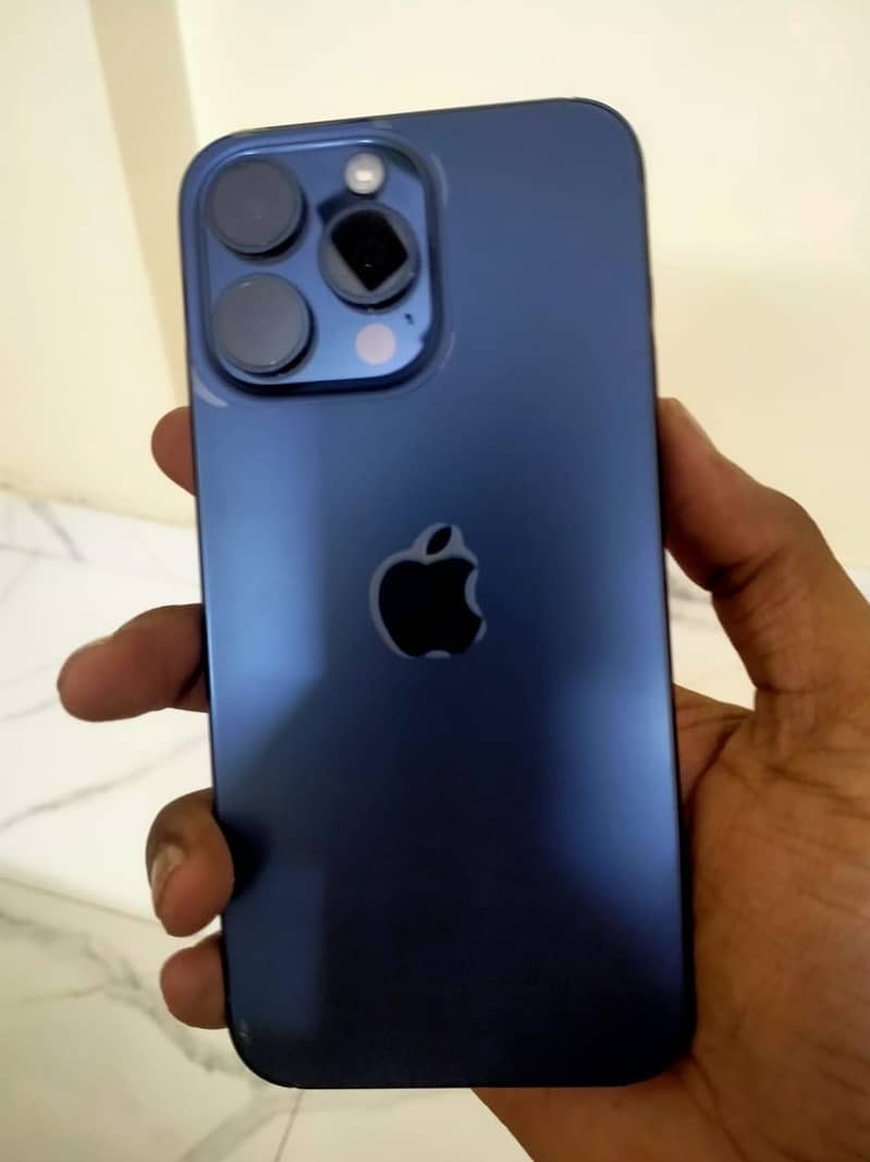 Iphone 15 pro max 1