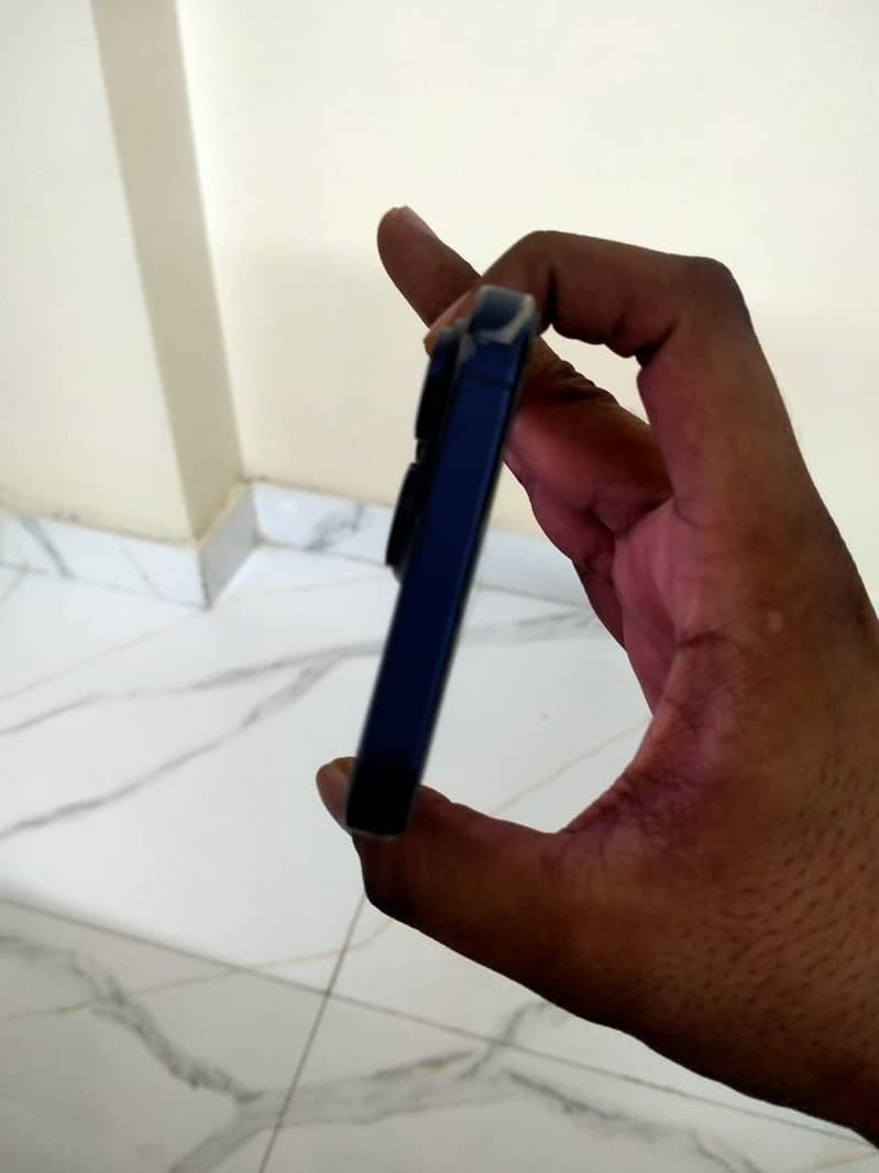 Iphone 15 pro max 3