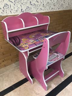 Table chair new