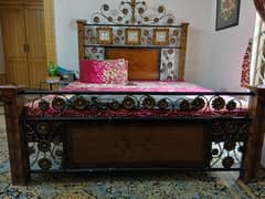 bed set complete urgent sale