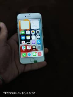 iphone 7 stock near to up only 3 devices left