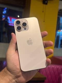 16 pro max Dessert titanium LLA /  Esim