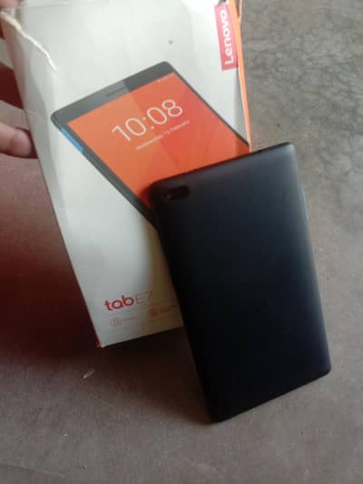 Lenovo tab E7