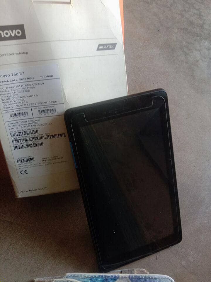 Lenovo tab E7 1