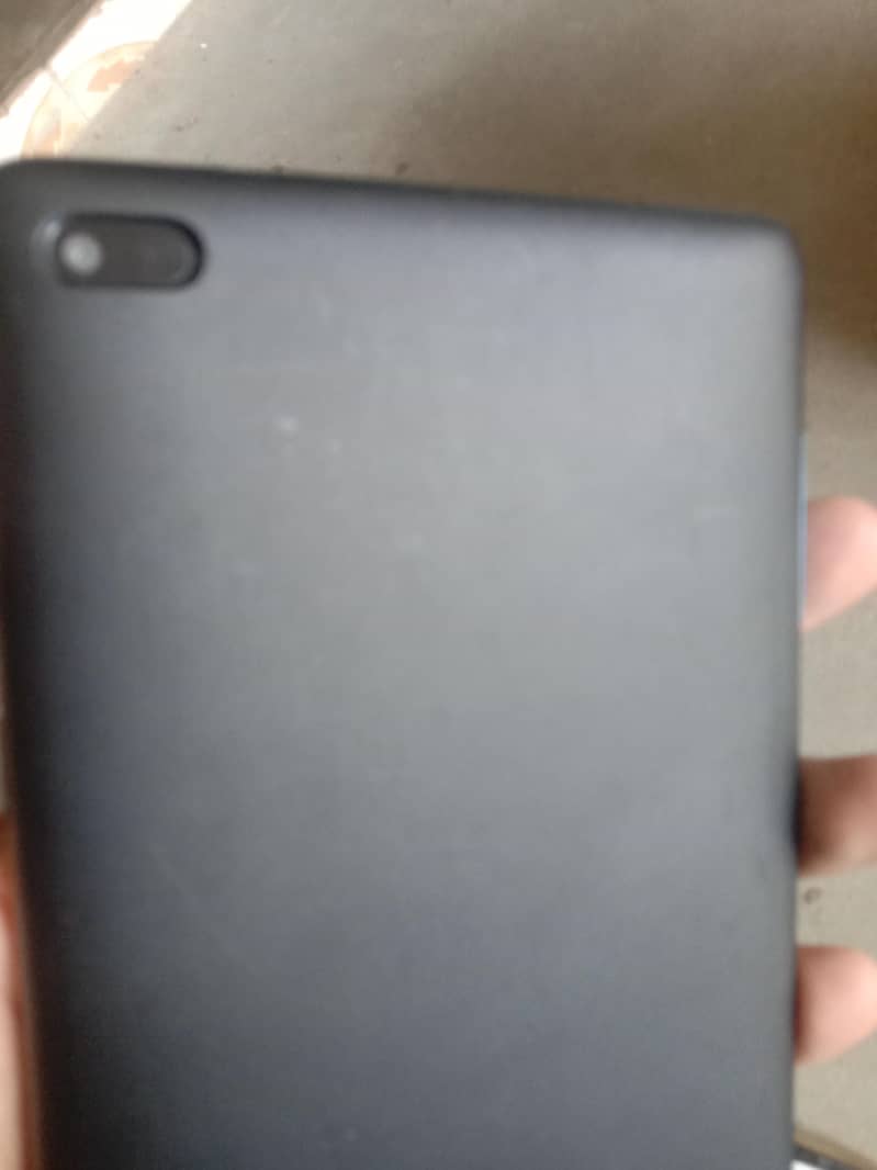 Lenovo tab E7 5