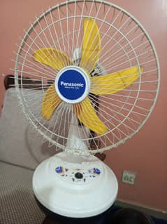 Charging table fan 13" (Panasonic) 2 hours backup in good condition