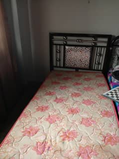 6 MONTH USED MATTREES 3 MONTH USED BED