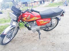 Honda 125 New Condition Antique Piece bike