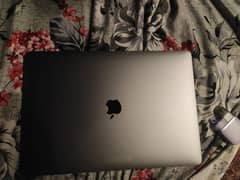 MacBook