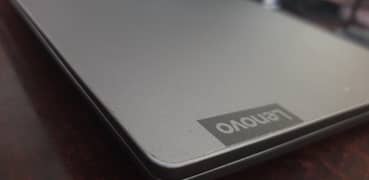 Lenovo Thinkbook i7 8565U  8 256(NVMe)