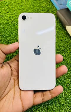 iPhone SE 3 NON PTA