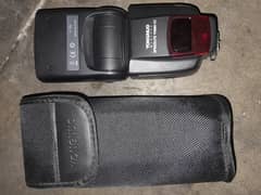 DSLR CAMRA LENS & SPEED LIGHT