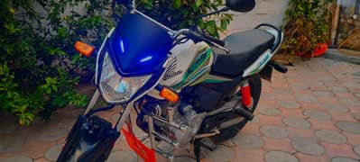 Honda CB 125F