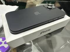 Iphone 15 256 gb 8 cycle count only battery 100%