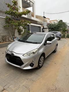 Toyota Aqua G package
