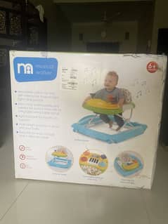 BABY WALKER