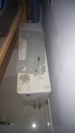 Haier Split A/C. Used but in good condition. Negotiable.