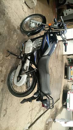Selling Suzuki GS-150