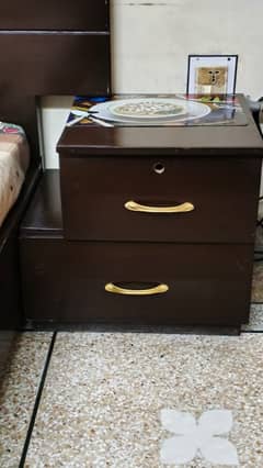 Bed with side tables and dressing