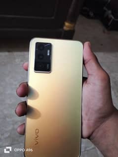 VIVO v23e WITH BOX