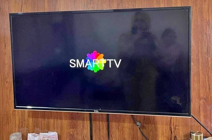 TCL Smart LED TV 2