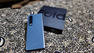Samsung Z fold 4 official Pta approved inner screen broken