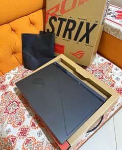 Asus ROG Strix G16 Gaming Laptop -  NVIDIA RTX 4060