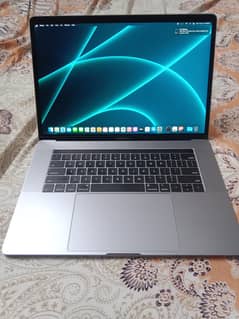 MacBook pro 2018_15.4"inch | i9 | 32GB | 1TB SSD
