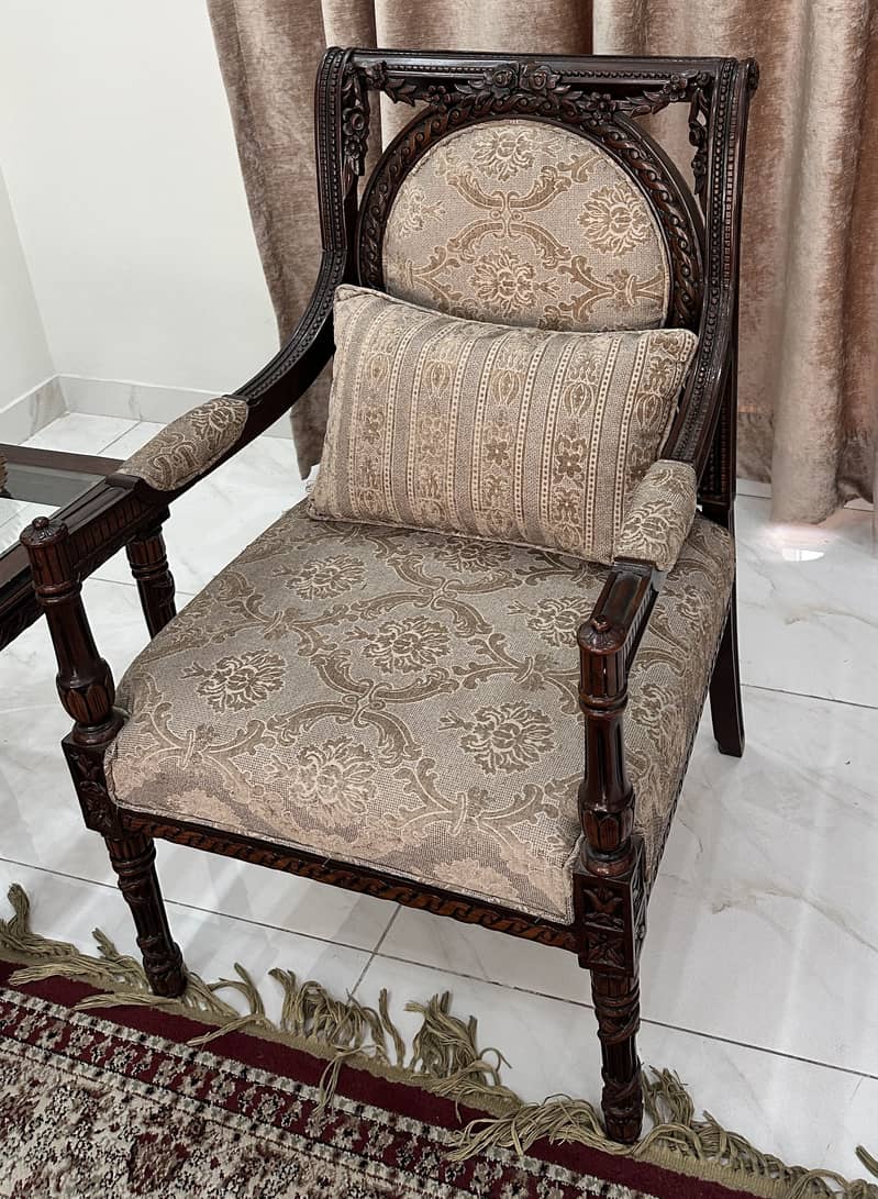 Sofa set with tables 1