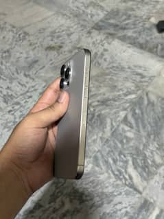 Iphone 15 pro max factory unlock 256gb 89health with box