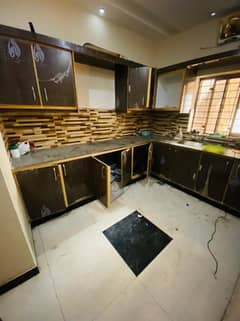 10 MARLA BARND NEW GROUND FLOOR PORTION FOR RENT IN JUBIEEL TOWN