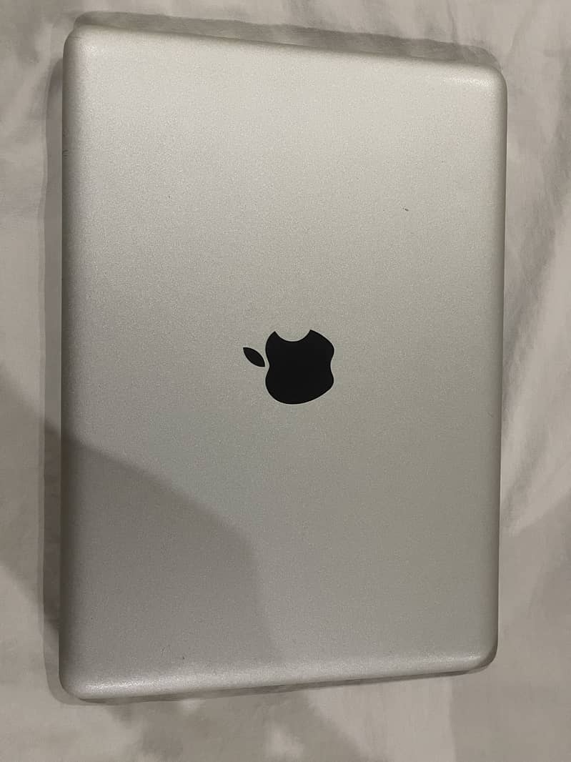 Macbook pro 2011 core i5 6