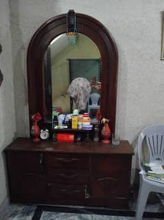Dressing table . urgent sale
