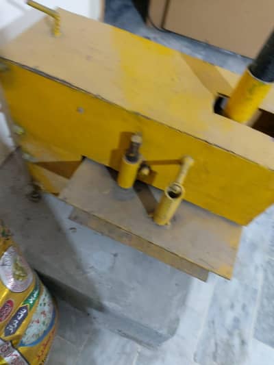 flipflops making machine